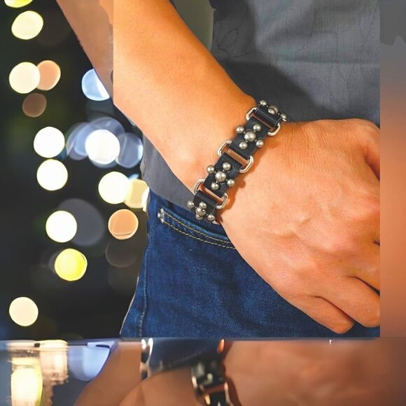 Men’s Soft Leather Rivet Bracelet, new - Picture 8 of 8